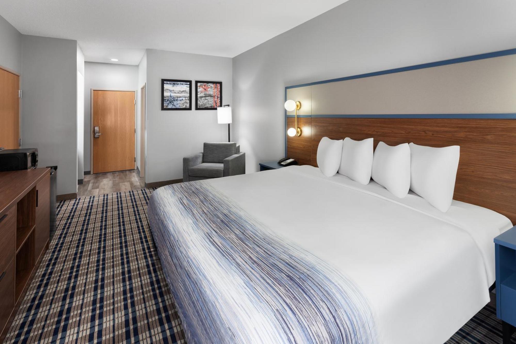 Americinn By Wyndham Eagle River Downtown Exteriör bild