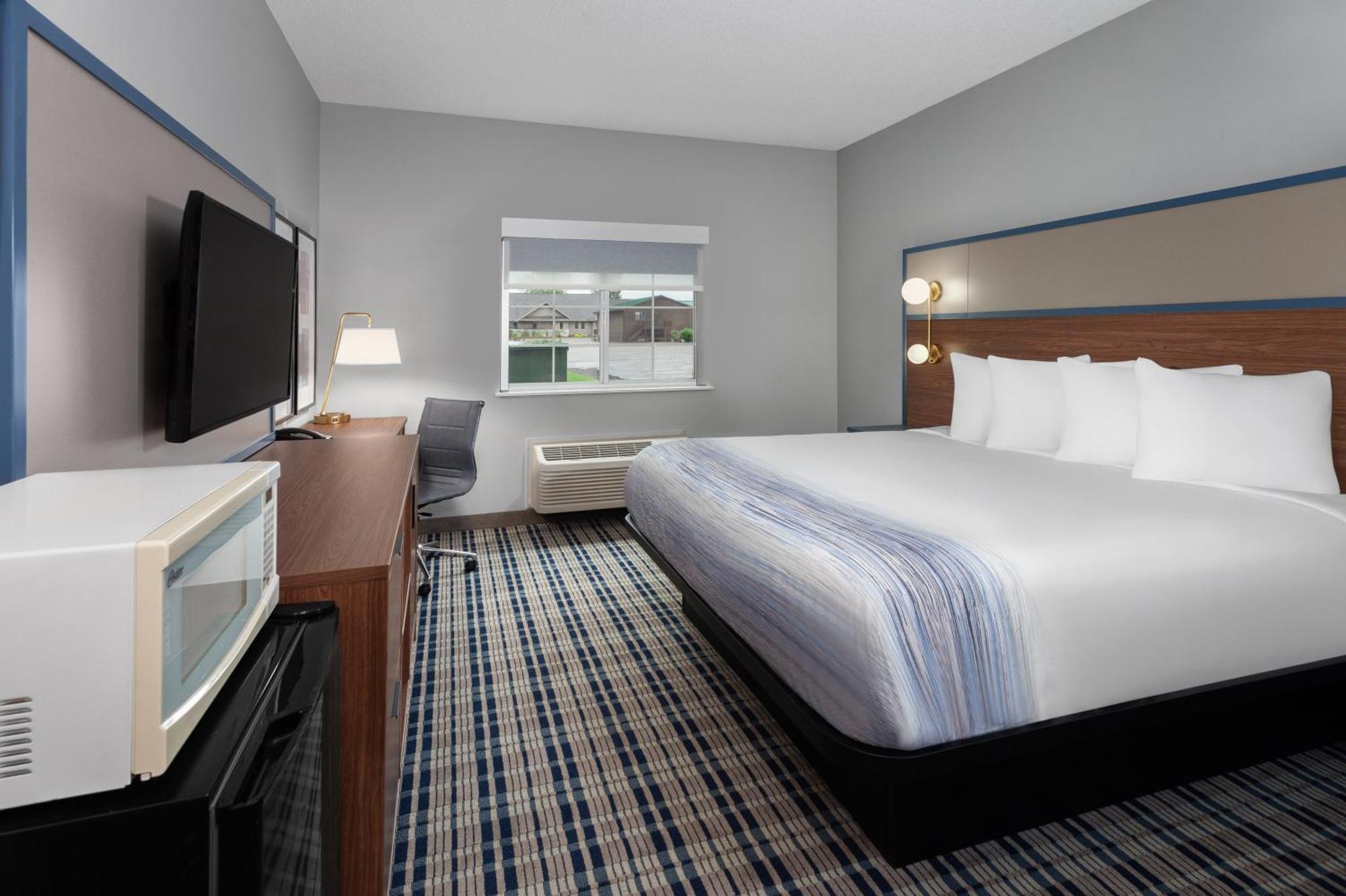 Americinn By Wyndham Eagle River Downtown Exteriör bild