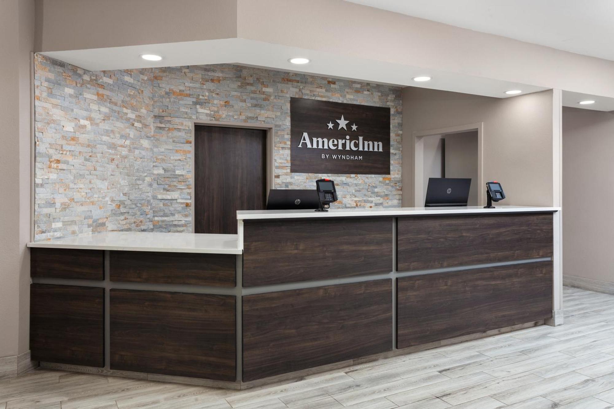Americinn By Wyndham Eagle River Downtown Exteriör bild